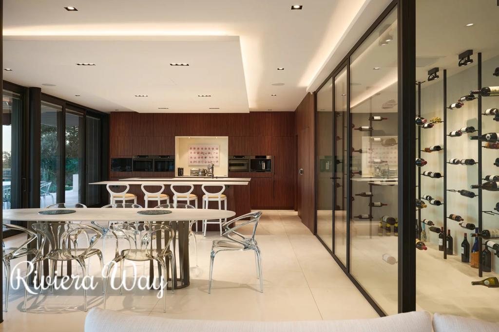 8-комн. вилла в Гассене, фото №4, объявление №104606964