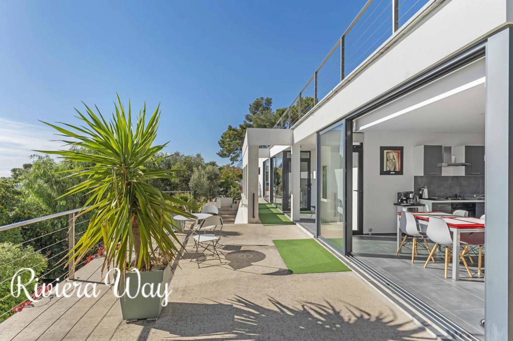 7-комн. вилла в Тулоне, фото №9, объявление №104621454