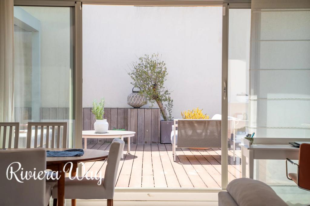 Квартира в Сент-Максим, фото №1, объявление №106534302