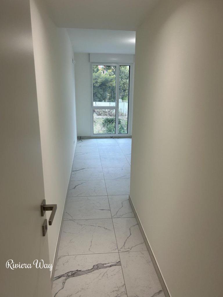 3-комн. квартира в новостройке в Сен-Лоран-дю-Вар, 67 м², фото №8, объявление №105969402