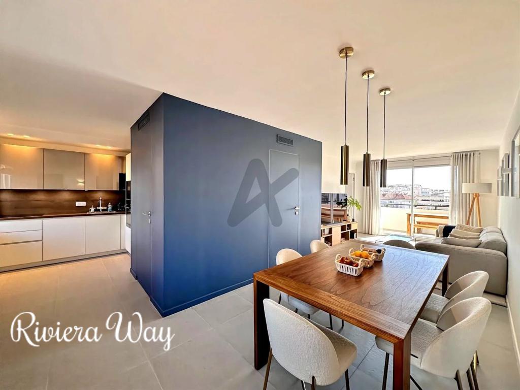 2-комн. квартира в Каннах, 56 м², фото №1, объявление №104539806