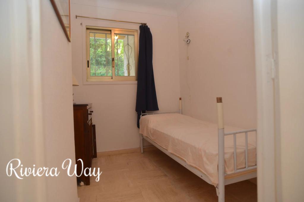 6-комн. квартира в Ментоне, 80 м², фото №8, объявление №103066278