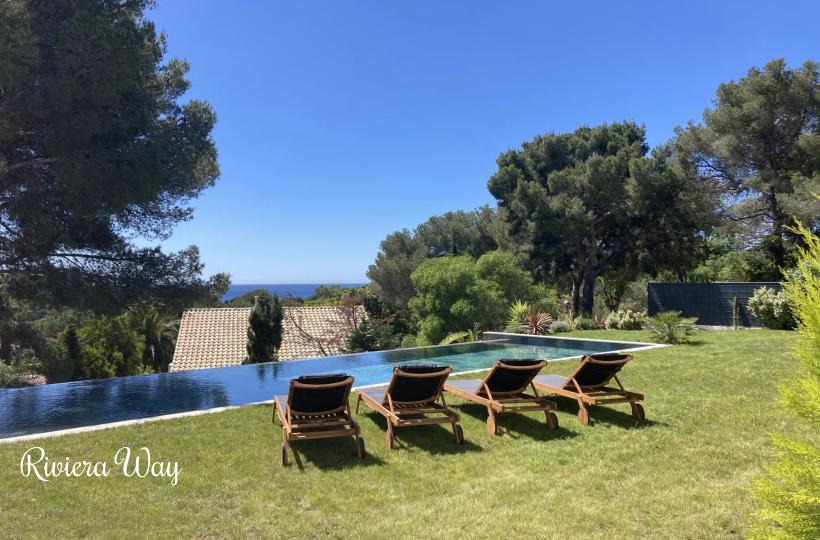 Вилла в Ла Круа-Вальме, 350 м², фото №3, объявление №104697432