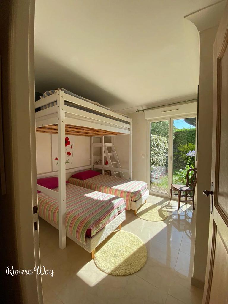 Квартира в Антибе, фото №2, объявление №104189778