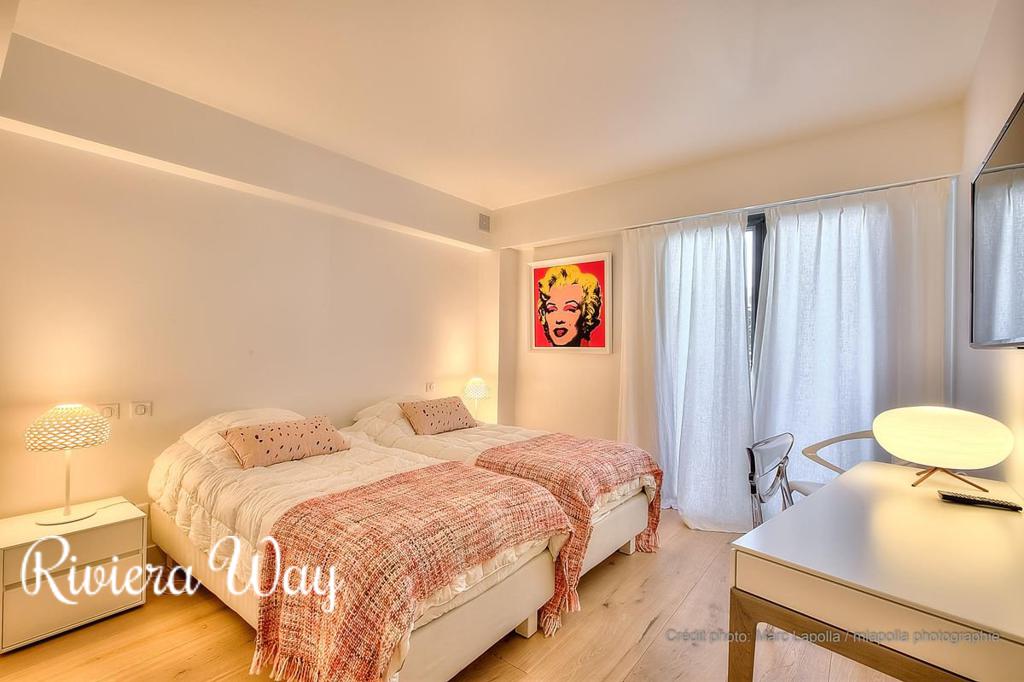 4-комн. квартира на набережной Круазет (Канны), 121 м², фото №9, объявление №94405374