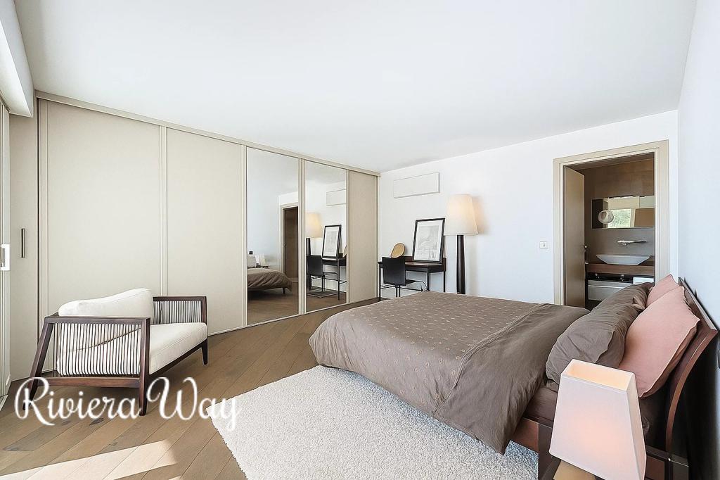 5-комн. квартира в Ле-Канне, фото №5, объявление №104508306