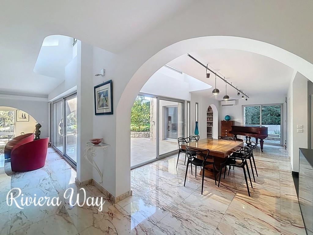 8-комн. вилла в Кап д'Антиб, фото №2, объявление №104687226