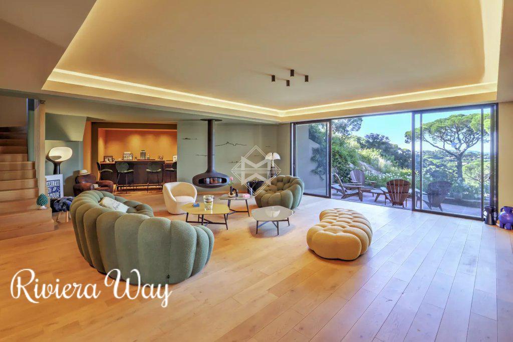 Вилла в Ла Круа-Вальме, 365 м², фото №3, объявление №104698650