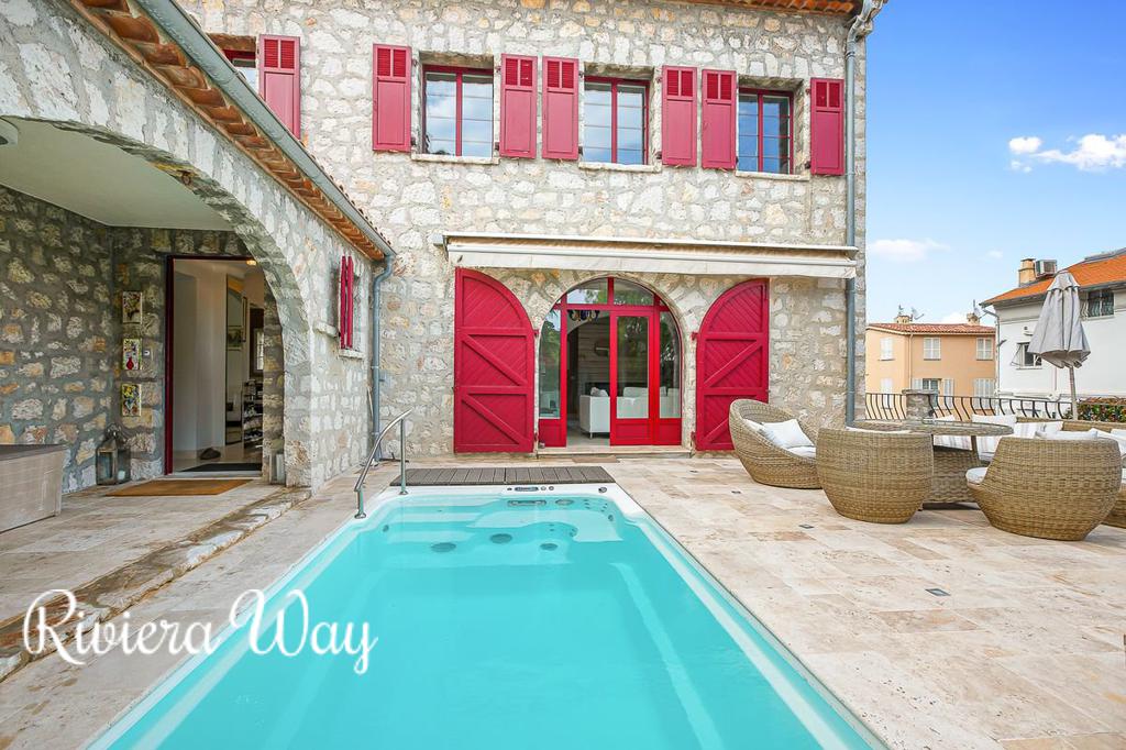 8-комн. вилла в Сен-Жан-Кап-Ферра, 275 м², фото №1, объявление №100676730