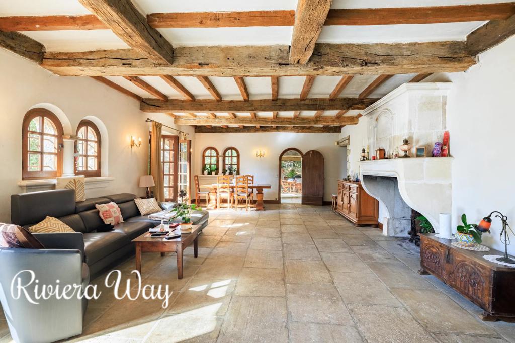 5-комн. вилла в Турет-Сюр-Луп, фото №2, объявление №104471514