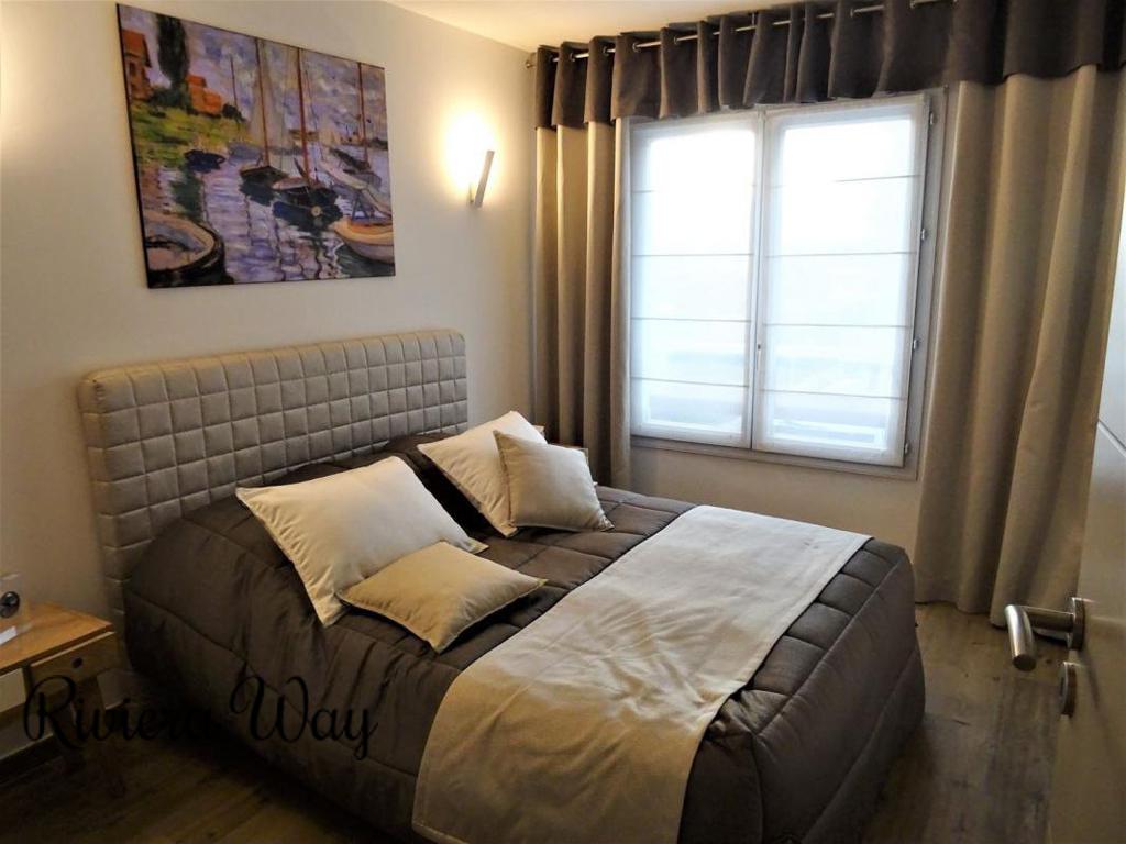 Квартира в Мандельё-ла-Напуле, 71 м², фото №7, объявление №80743236