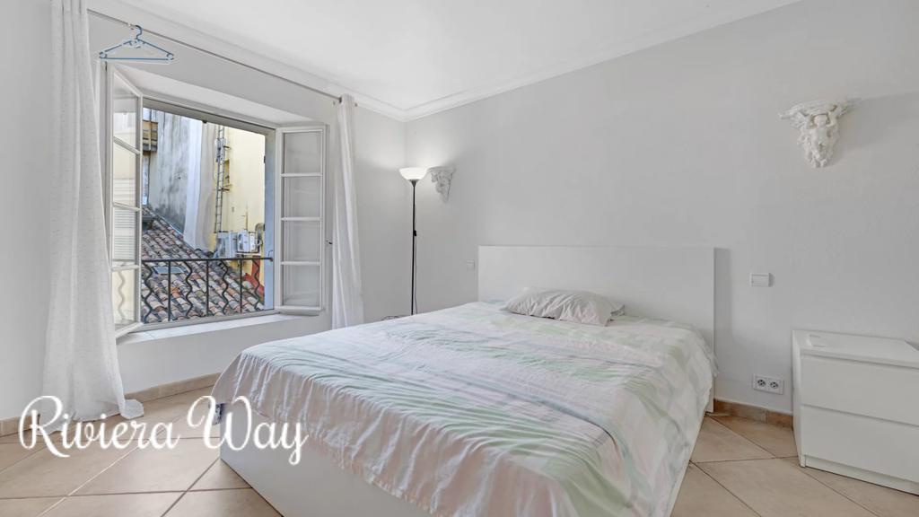 5-комн. квартира в Сен-Тропе, 68 м², фото №9, объявление №104116026