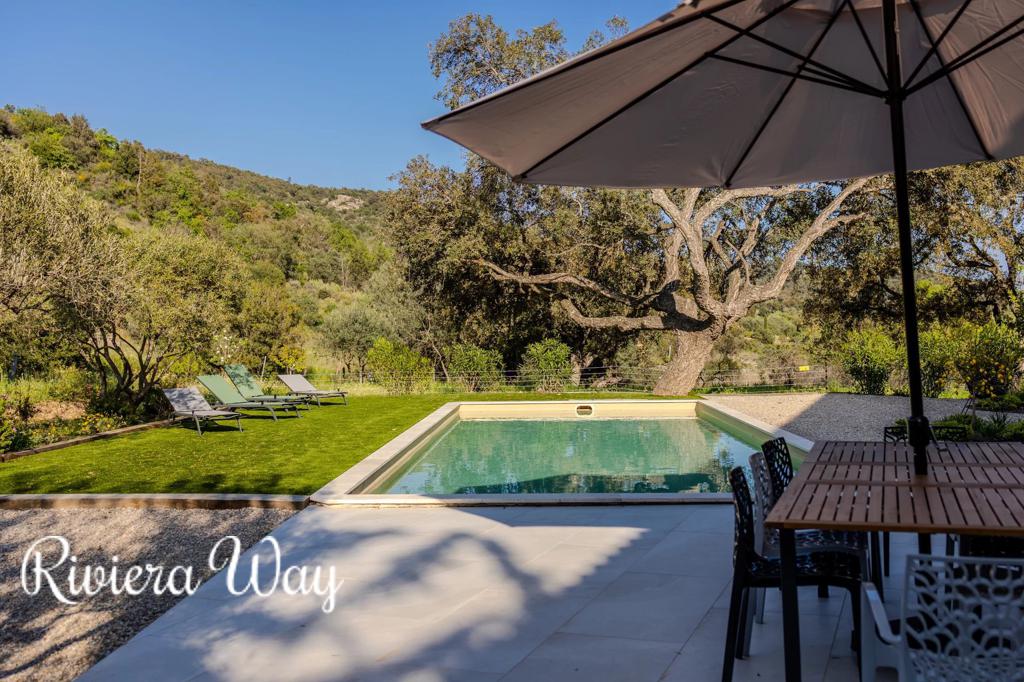 6-комн. вилла в Ле План-де-ла-Тур, фото №6, объявление №104480208