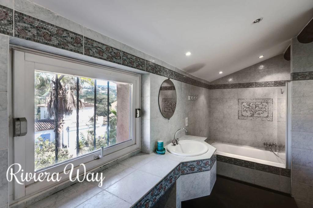 8-комн. вилла в Сент-Максим, фото №2, объявление №104481342