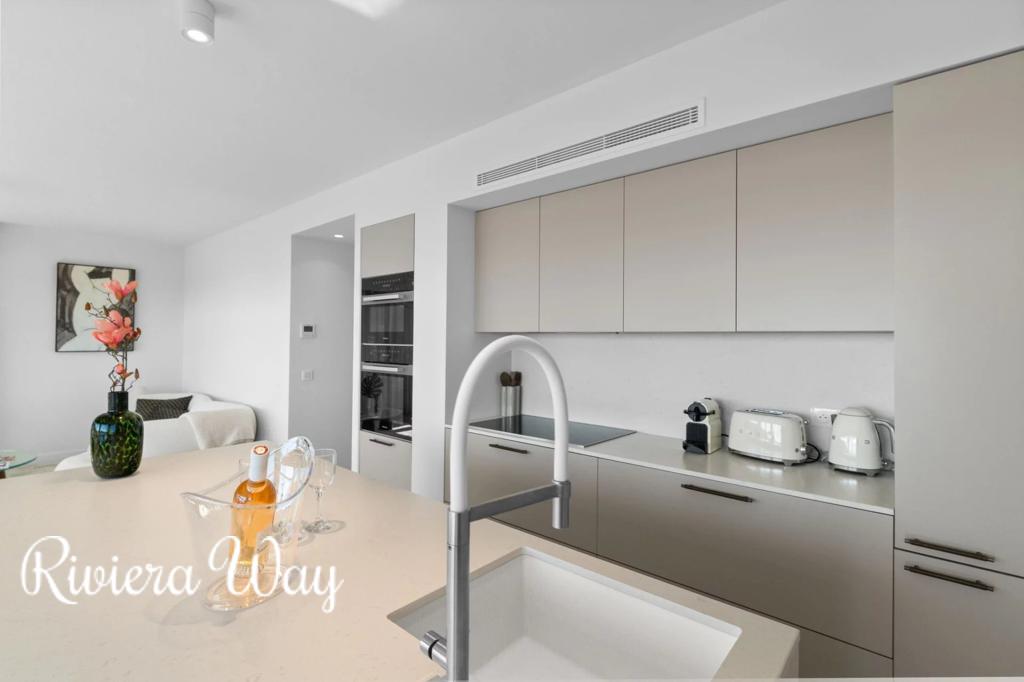 Квартира в Вильфранш-сюр-Мер, фото №4, объявление №103975704