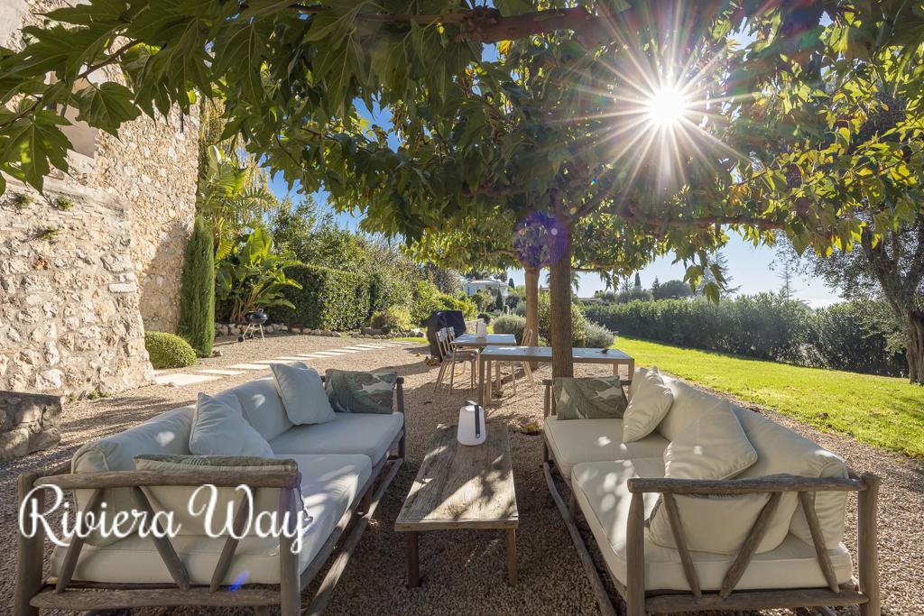 6-комн. коттедж в Турет-Сюр-Луп, фото №4, объявление №102519648