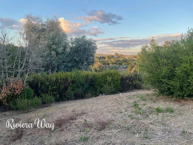 Земельный участок в Ла Рокет-Сюр-Сиань, фото №1, объявление №104365548