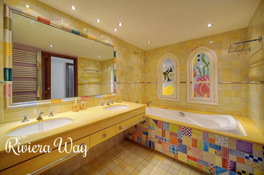 Квартира в Калифорни Пезу, фото №1, объявление №104502006