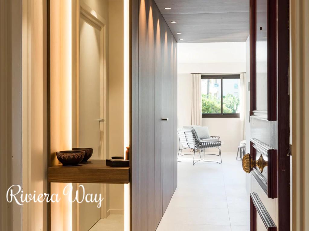 3-комн. квартира в Антибе, фото №2, объявление №104645016