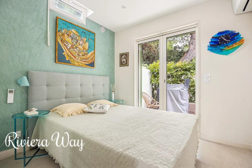 4-комн. вилла в Антибе, фото №2, объявление №104479704