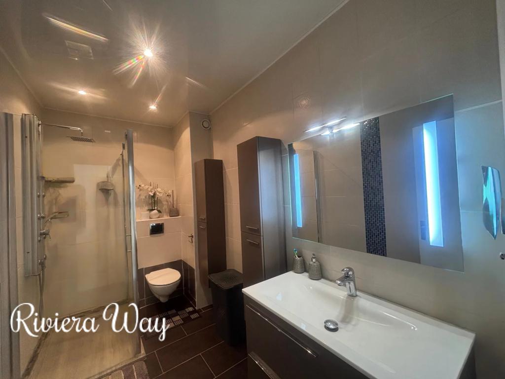 3-комн. квартира в Антибе, фото №2, объявление №104679162