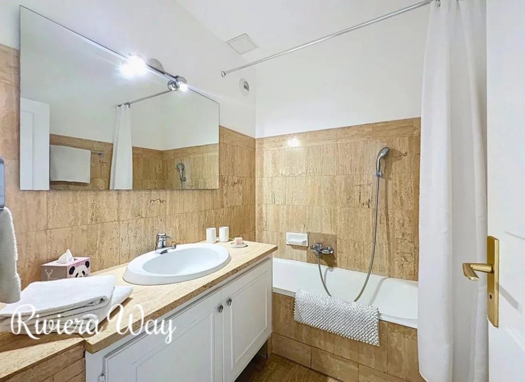 2-комн. квартира в Вильфранш-сюр-Мер, фото №7, объявление №104456940