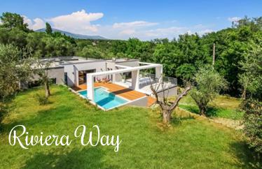 8-комн. вилла в Вальбоне, 290 м²