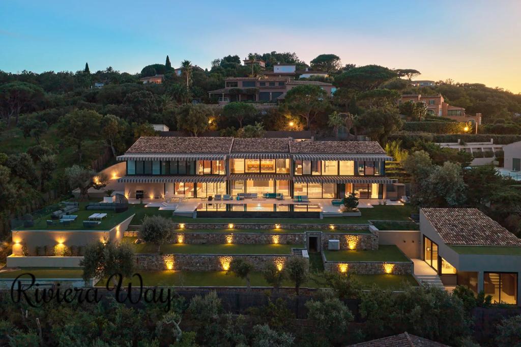 8-комн. вилла в Гассене, фото №3, объявление №104606964