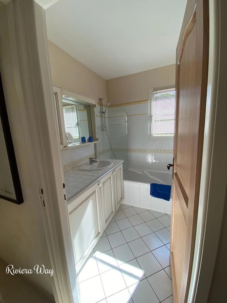 Квартира в Антибе, фото №3, объявление №104189778