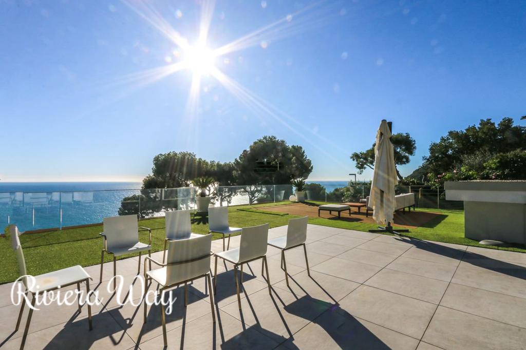 5-комн. вилла в Больё-сюр-Мер, 200 м², фото №1, объявление №99251208