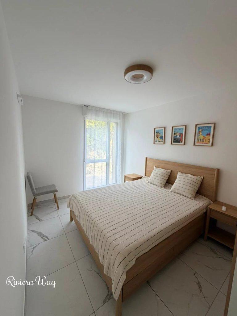 2-комн. квартира в новостройке в Сен-Лоран-дю-Вар, 39 м², фото №6, объявление №105088536