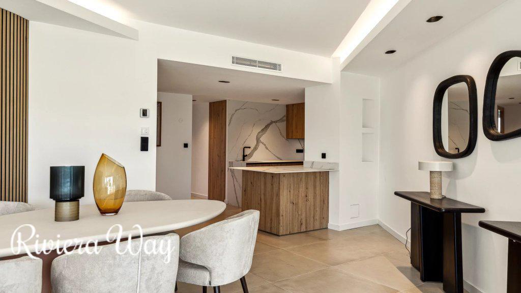 4-комн. квартира в Каннах, 95 м², фото №3, объявление №103219200