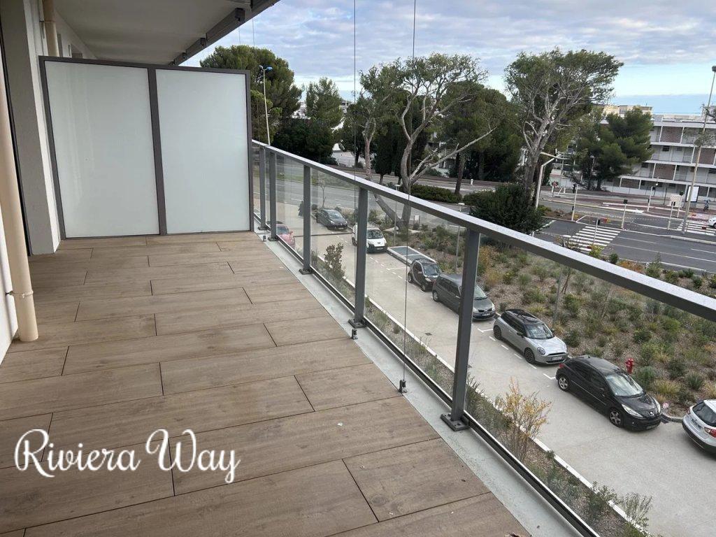 3-комн. квартира в новостройке в Сен-Лоран-дю-Вар, 67 м², фото №6, объявление №105088620