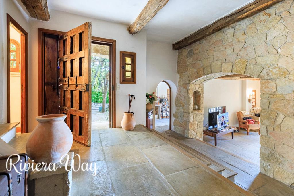 5-комн. вилла в Турет-Сюр-Луп, фото №1, объявление №104471514