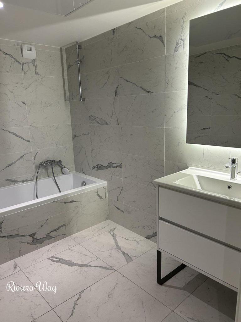 3-комн. квартира в новостройке в Сен-Лоран-дю-Вар, 67 м², фото №7, объявление №105969402