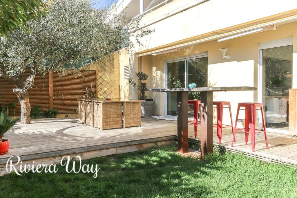 3-комн. квартира в Эзе, 71 м², фото №10, объявление №104751234
