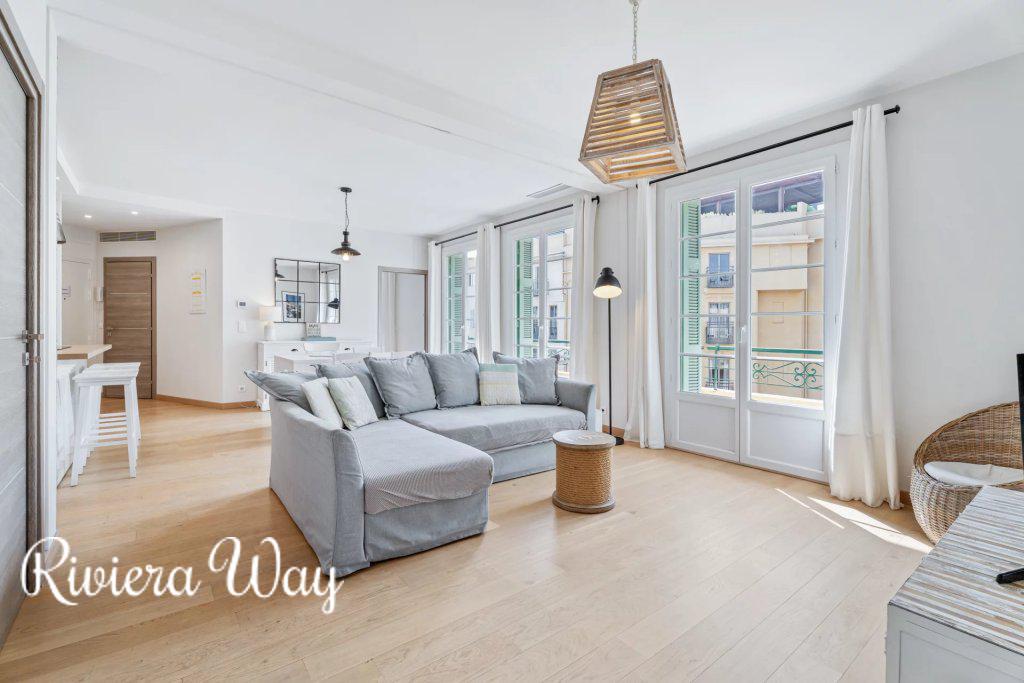 Квартира в на Английской Набережной, 100 м², фото №1, объявление №104853000