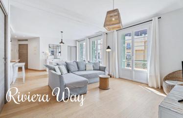 Квартира в на Английской Набережной, 100 м²