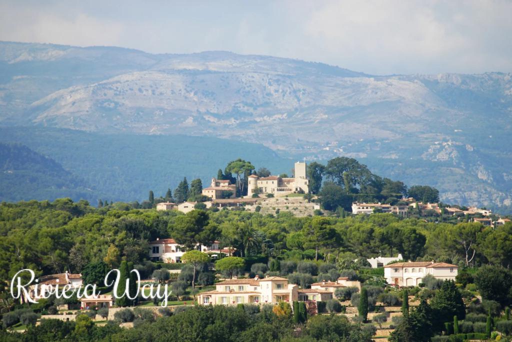 2-комн. вилла в Мужене, фото №2, объявление №104418804