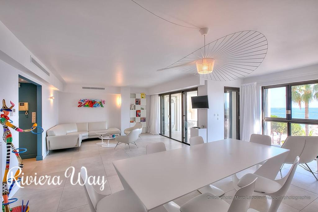 4-комн. квартира на набережной Круазет (Канны), 121 м², фото №8, объявление №94405374