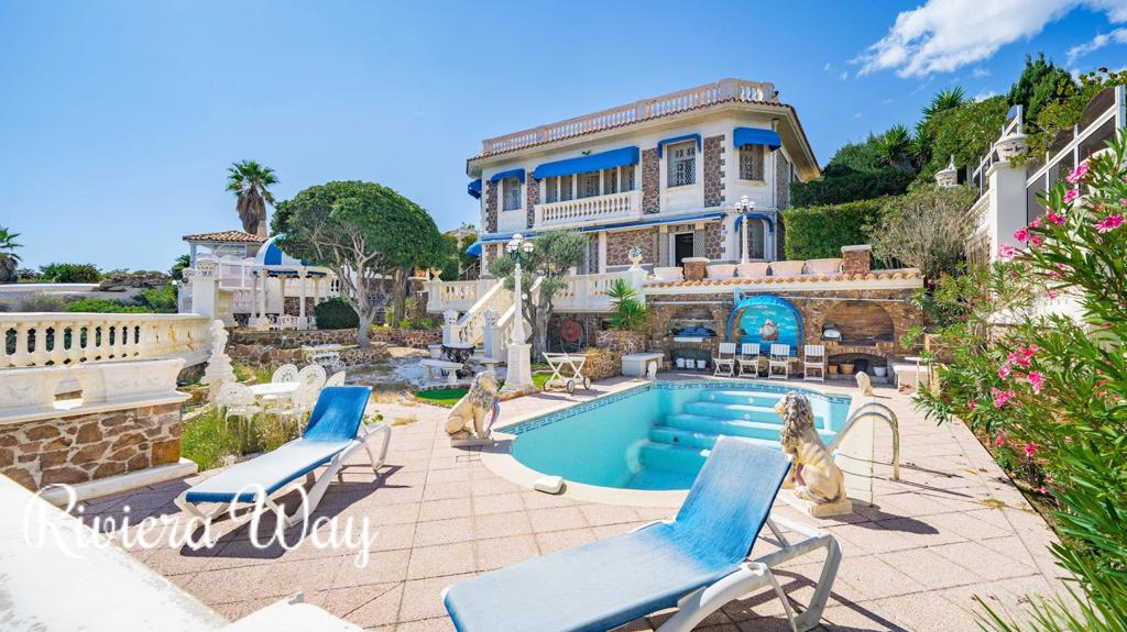 9-комн. вилла в Сен-Рафаэль, фото №1, объявление №104501460