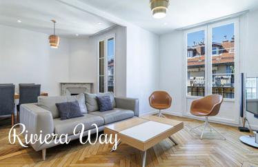 Квартира в на Английской Набережной, 95 м²