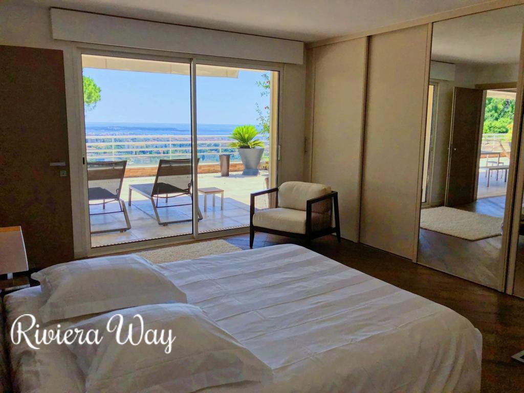 5-комн. квартира в Ле-Канне, фото №9, объявление №104508306