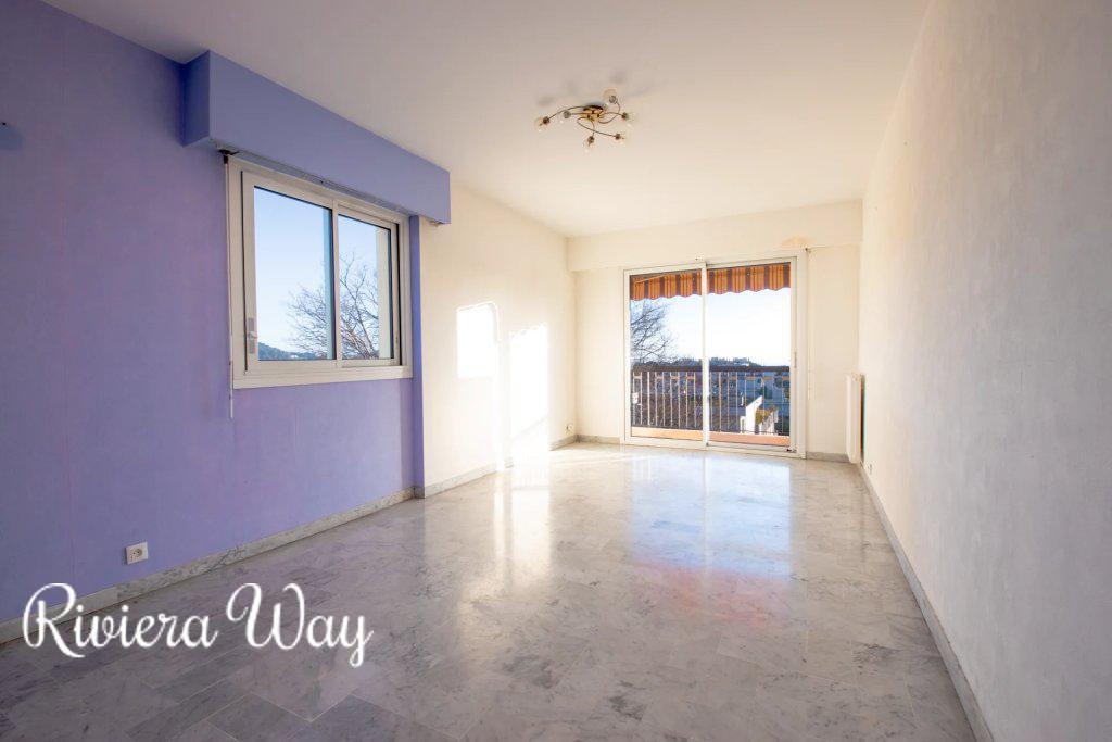 3-комн. квартира в Симье, 60 м², фото №1, объявление №106223670
