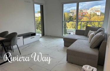2-комн. квартира в новостройке в Сен-Лоран-дю-Вар, 47 м²