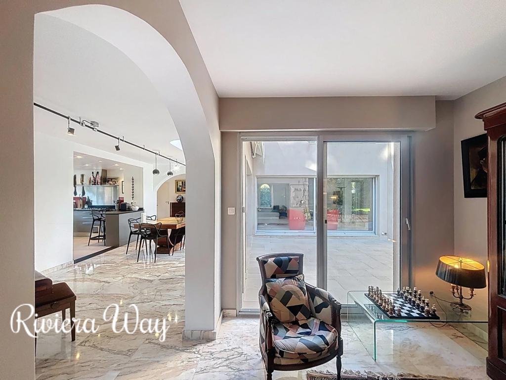 8-комн. вилла в Кап д'Антиб, фото №10, объявление №104687226