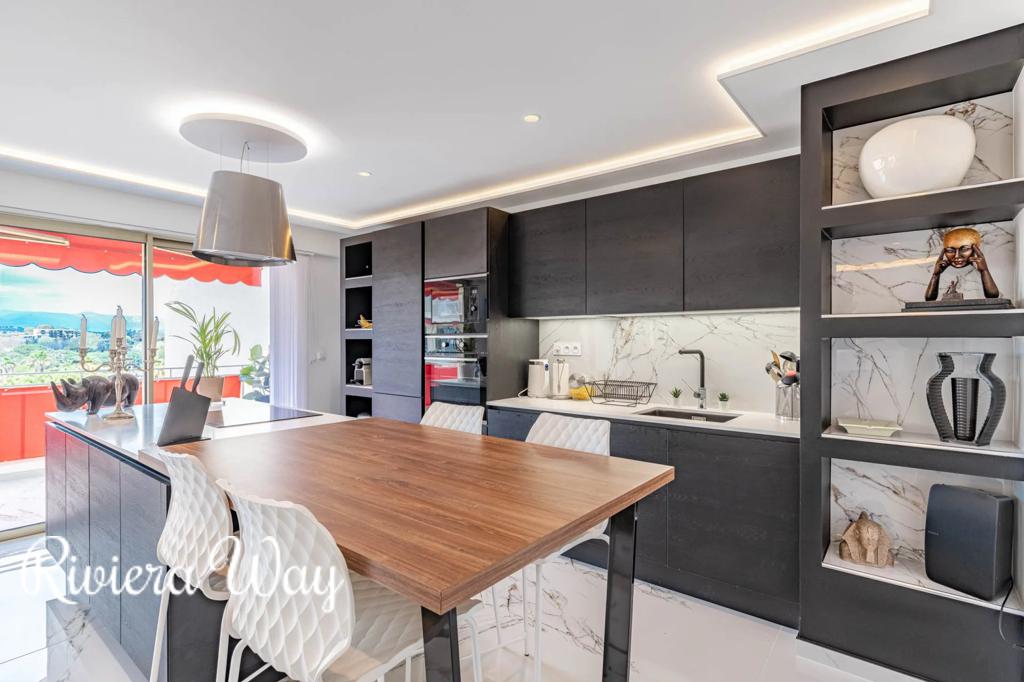 4-комн. квартира в Антибе, фото №8, объявление №105001764