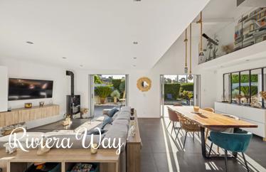 Вилла в Мужене