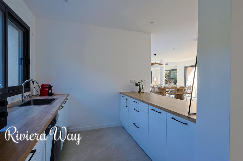 6-комн. вилла в Ле План-де-ла-Тур, фото №8, объявление №104480208