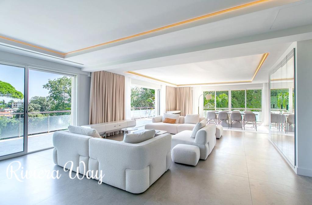 10-комн. вилла в Кап д'Антиб, 320 м², фото №9, объявление №104750730